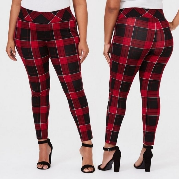Torrid Premium Ponte Stretch Pull-On Pixie Pant in Red Plaid - Picture 1 of 8